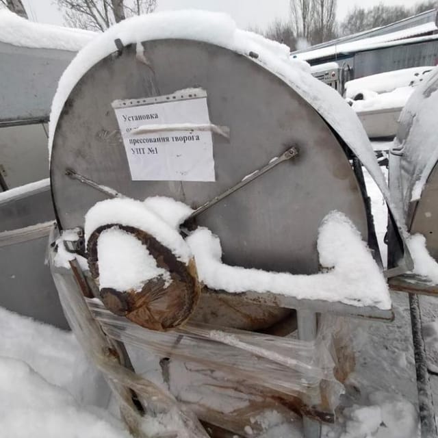 Охладитель творога УПТ с черной рамой инв.11245