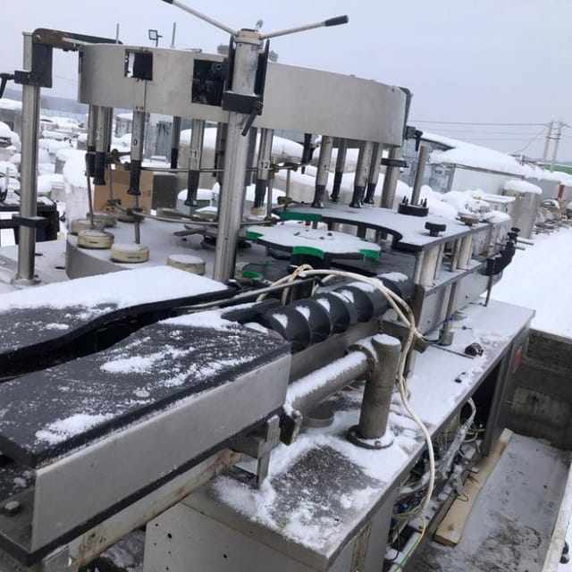 Этикетировочная машина  инв.8573