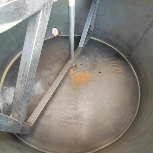 Емкость 700л с рубашкой и мешалкой инв.1506