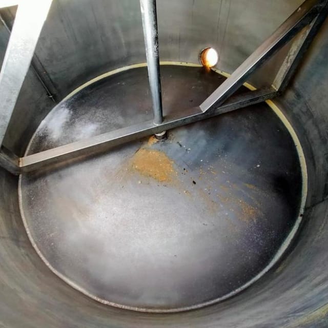 Емкость 700л с рубашкой и мешалкой инв.1506