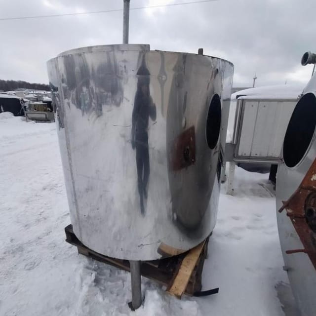 Емкость 1м3 с рубашкой и тэном инв.12848