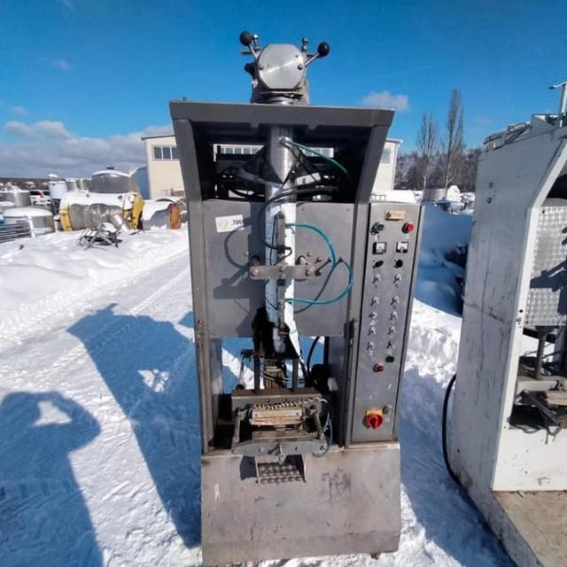 Фасовочный автомат в пленку АО-111 инв.700