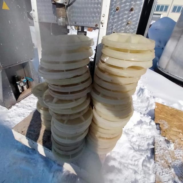 Формы сырные круглые нержавейка с пластиковой крышкой.