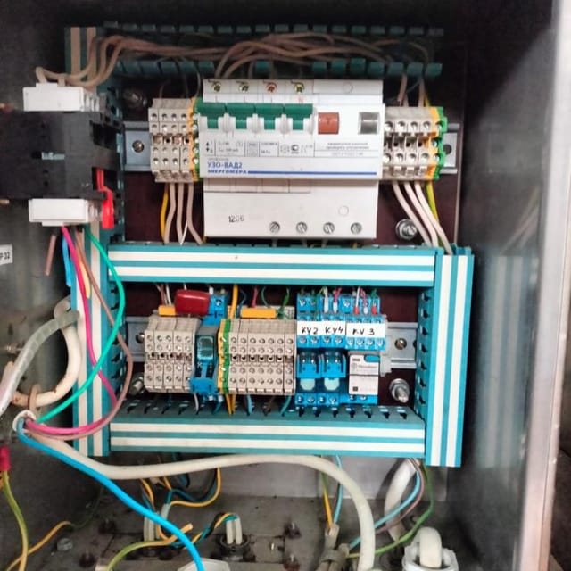 Фасовочный автомат Пюр пак с пробкой УФАС-1200П инв.777