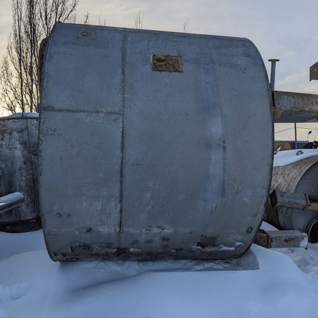 Емкости нержавеющие, объем 10 куб.м.