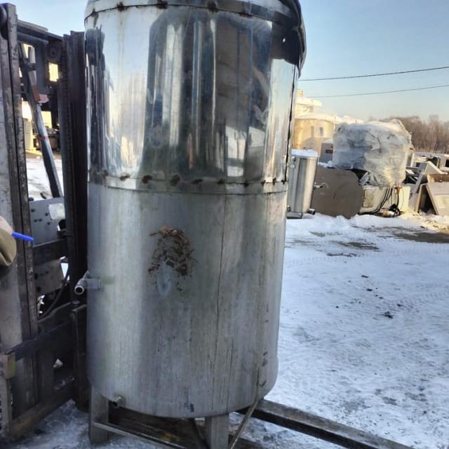 Емкость 1200л инв.8539