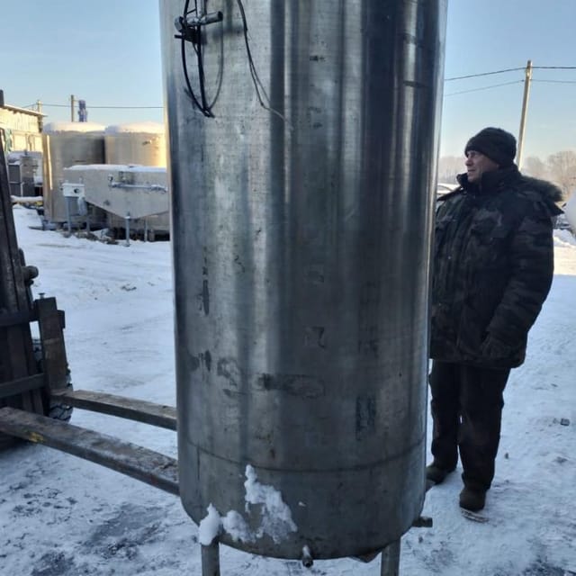 Емкость 1200л инв.8539