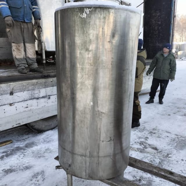 Емкость 1200л инв.8539