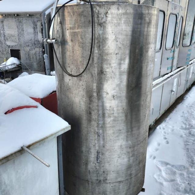 Емкость 1200л инв.8539