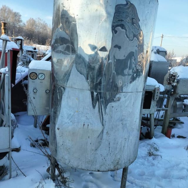 Емкость 1200л инв.8539