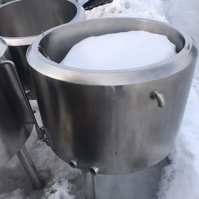 Емкость 300л с рубашкой и тэном инв.12817