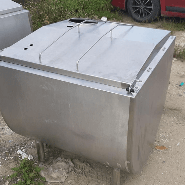 Ванна 300л с термоизоляцией и крышкой е.1512