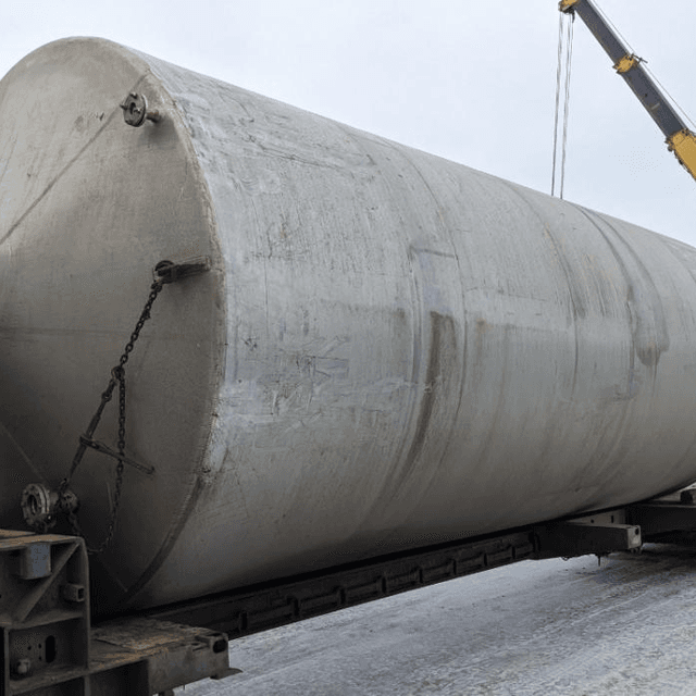 Емкости нержавеющие, объем 80 куб.м