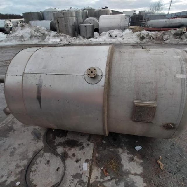 Емкость 2м3 с рубашкой утеплённая инв.10580