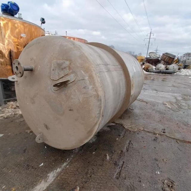 Емкость 2м3 с рубашкой утеплённая инв.10580