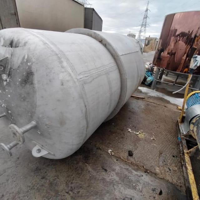 Емкость 2м3 с рубашкой утеплённая инв.10581