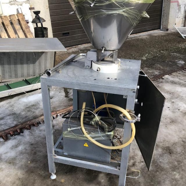 Колбасный шприц для плавленного сыра инв.9856