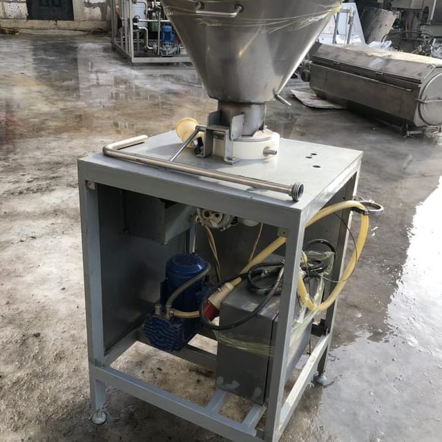 Колбасный шприц для плавленного сыра инв.9856