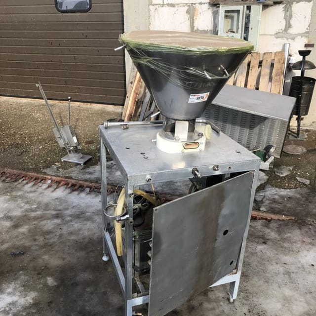 Колбасный шприц для плавленного сыра инв.9856