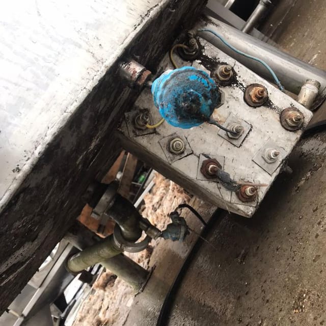 Емкость 500 л с ТЭНами со скребками инв.10572