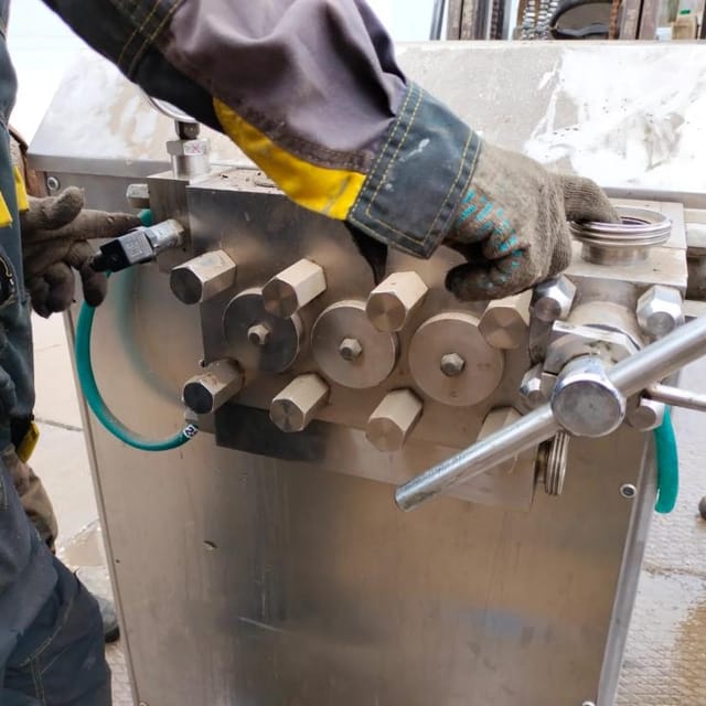 Гомогенизатор 1200 Чехия инв.9351