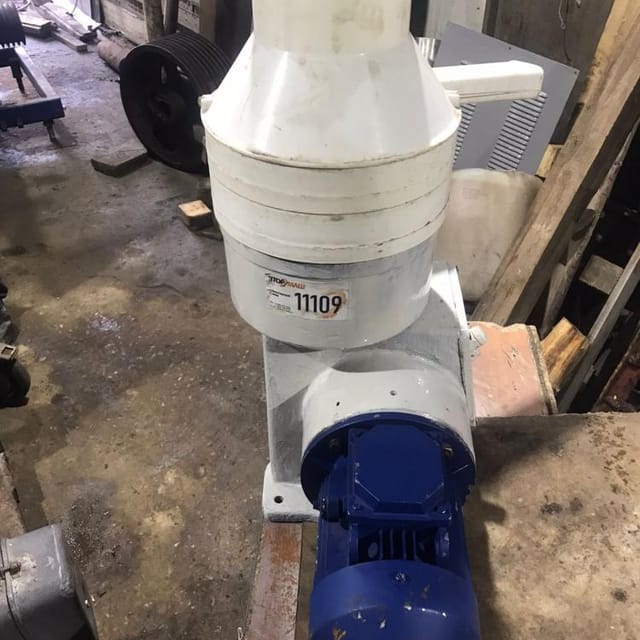 Сепаратор-сливкоотделитель Ж5-ОСБ 1000 л/час. инв.11109