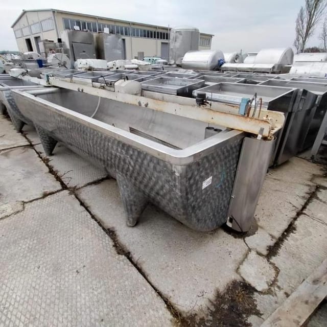 Ванна творожная с сеткой 2500л инв.12805