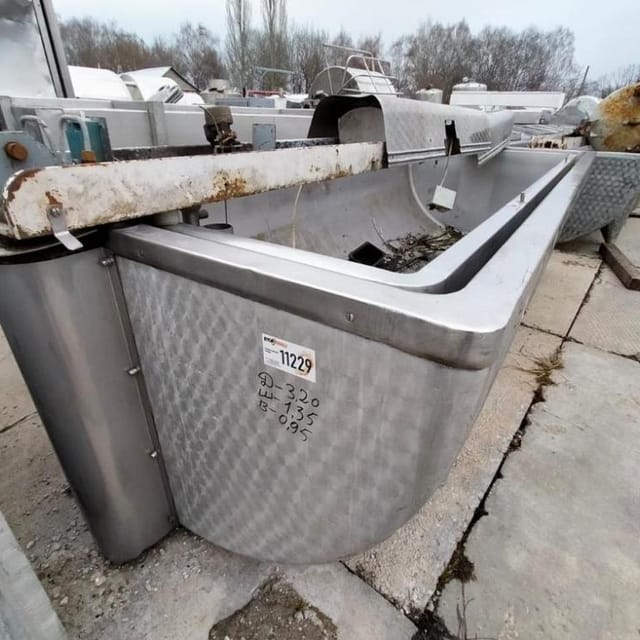 Ванна творожная с сеткой 2500л инв.12805