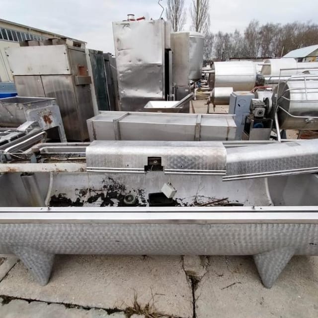 Ванна творожная с сеткой 2500л инв.12805