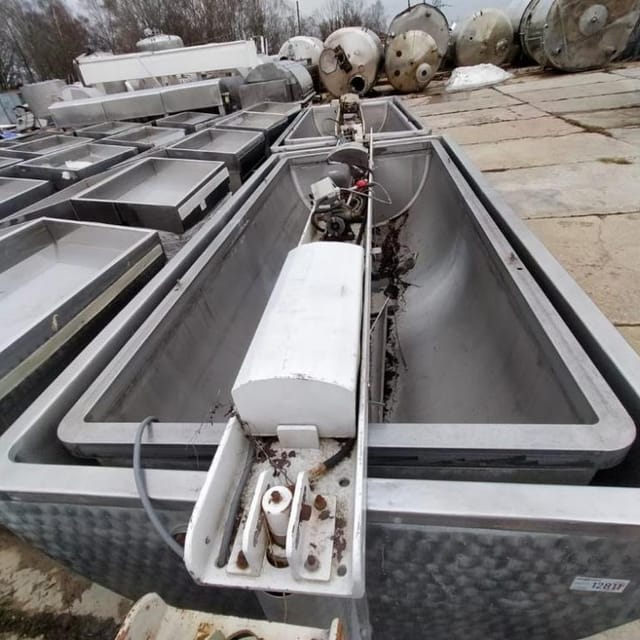 Ванна творожная с сеткой 2500л инв.12805