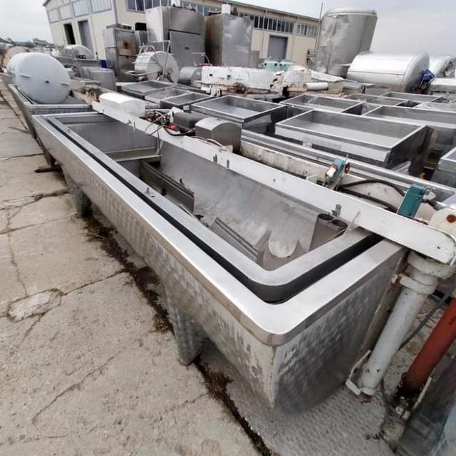 Ванна творожная с сеткой 2500л инв.12805