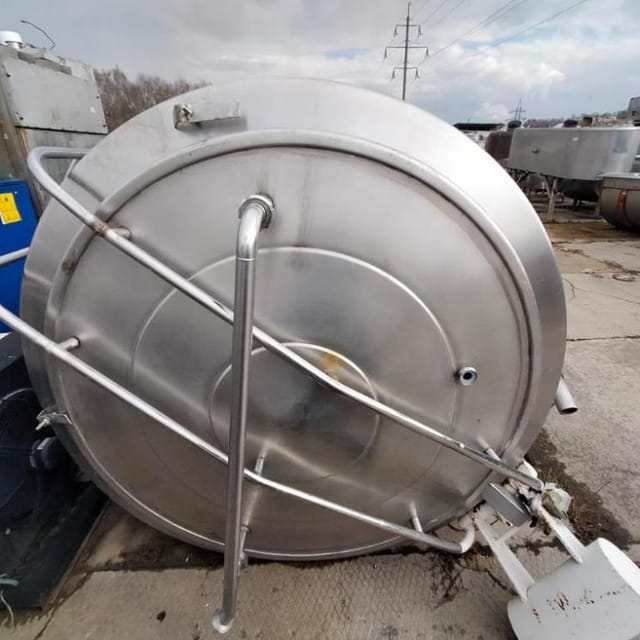 Емкость 2куб.м с рубашкой инв.11230