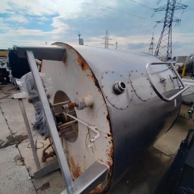 Емкость 2куб.м с рубашкой инв.11230