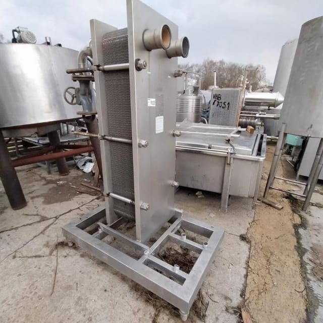 Теплообменник 40куб.м односекционный, клеевой инв.11232