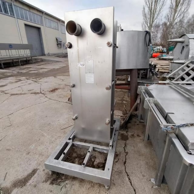 Теплообменник 40куб.м односекционный, клеевой инв.11232