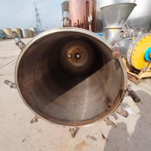 Емкость 300л одностенная инв.10548