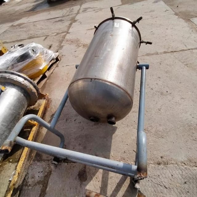 Емкость 300л одностенная инв.10548