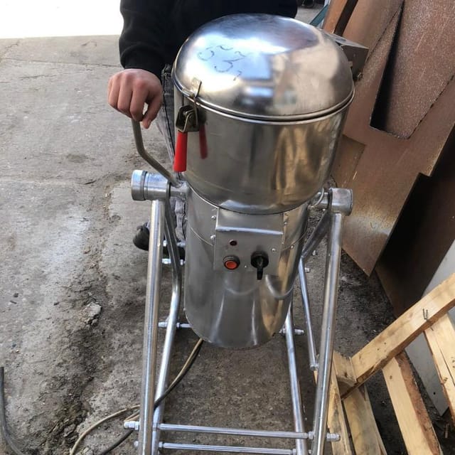 Куттер 25л инв.9786