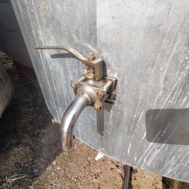 Емкость утеплённая с мешалкой 2,4м3 инв.10546