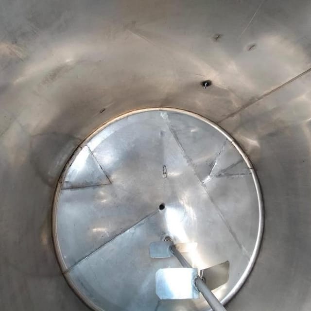 Емкость утеплённая с мешалкой 2,4м3 инв.10546