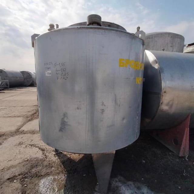 Емкость утеплённая с мешалкой 2,4м3 инв.10546