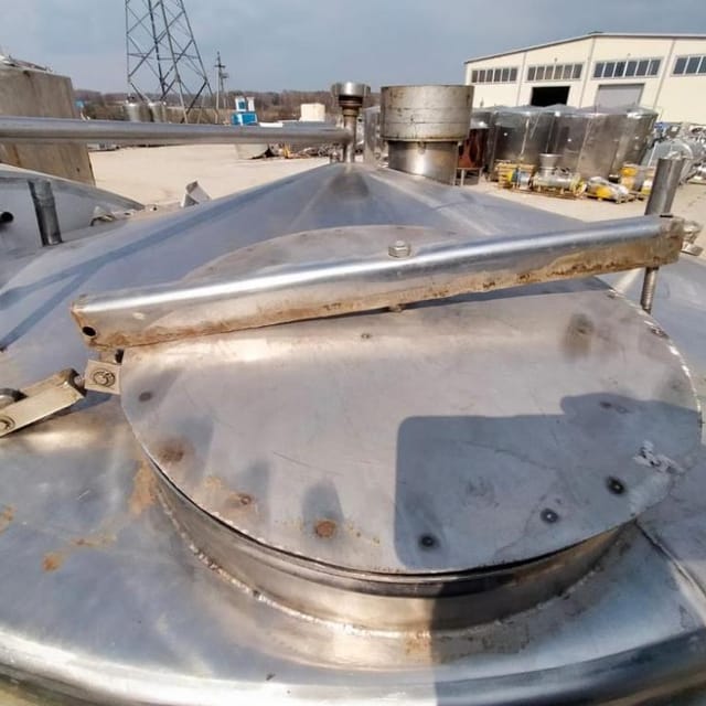 Емкость утеплённая с мешалкой 2,4м3 инв.10546