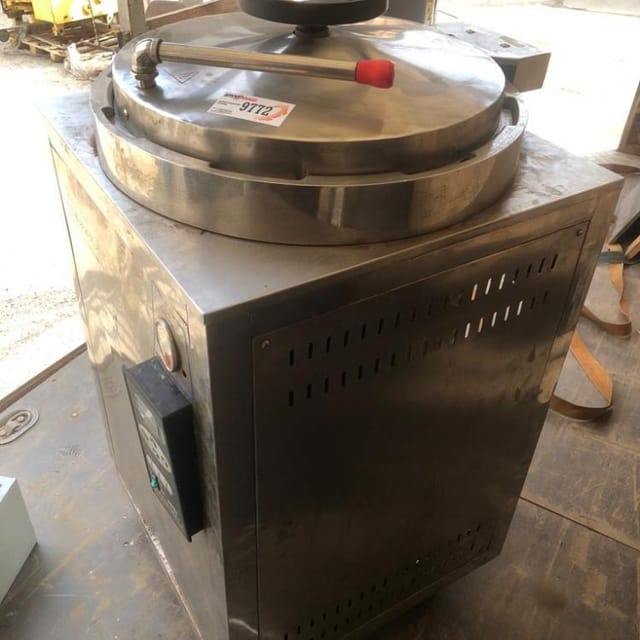 Автоклав вертикальный 120л инв.9772