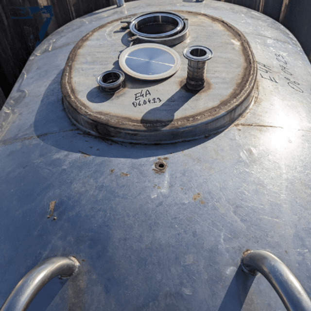 Емкости 500 л, с рубашкой и термоизоляцией.