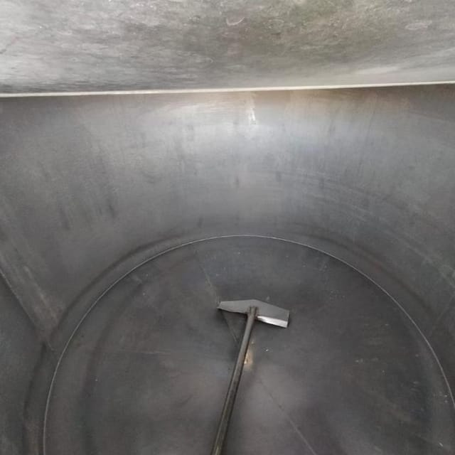 Емкость 2,9куб.м. с откидной крышкой инв.11192