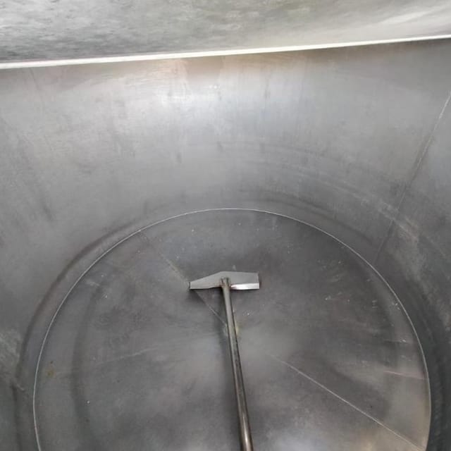 Емкость 2,9куб.м. с откидной крышкой инв.11192