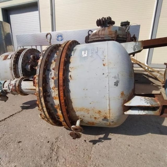 Реактор эмалированный 630л инв.10533