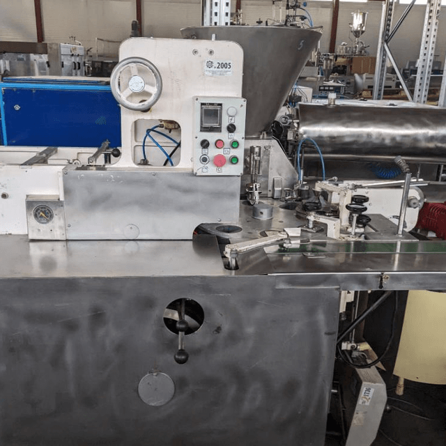 Фасовщик плавленных сырков М6-АРУ Fasa (Литва), е.2005