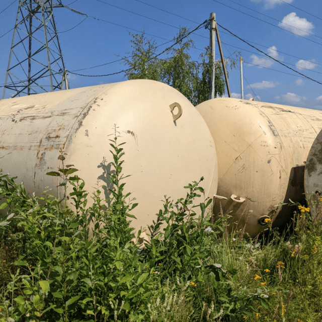 Емкости эмалированные, объем 20 куб.м