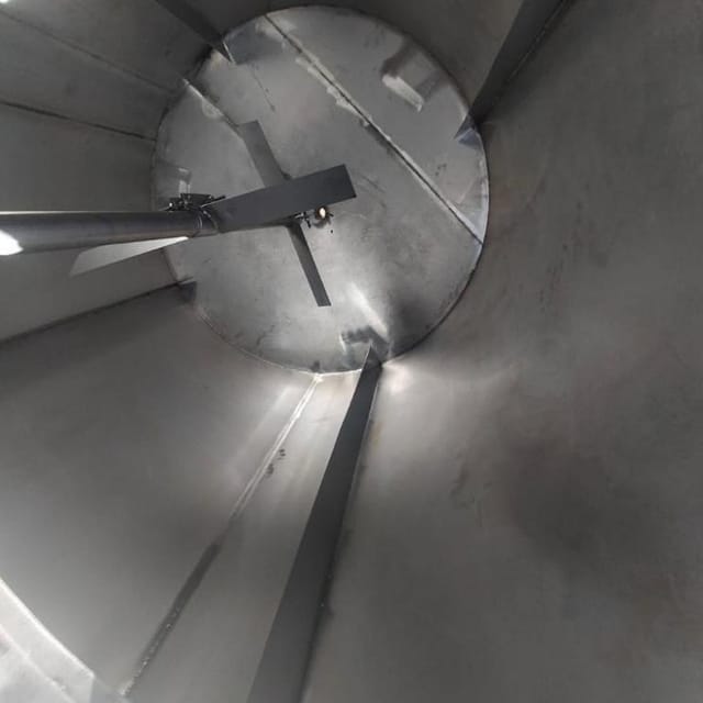 Емкость новая 330л с подогревающей лентой 9 кВт инв.10534